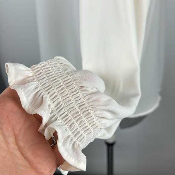 VINTAGE LOFT™️ Women's Size LP High Neck Embroidered Cream Long Sleeve Blouse - Picture 3 of 11